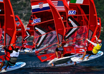 Young Azzurra, Federico Pilloni crowned iQFOiL Youth World Champion