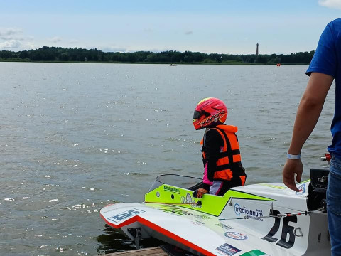 Fine settimana sfortunato per Martina Barbarini al Campionato Mondiale Osy/400