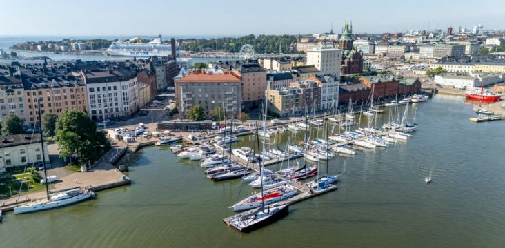 Crews on the 40-strong fleet are making final preparations at MarinaBay in the heart of Helsinki © Pepe Korteniemi /pepe@photex.fi