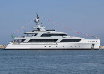 Codecasa announce the launching of m.y. Gioia - Codecasa 43