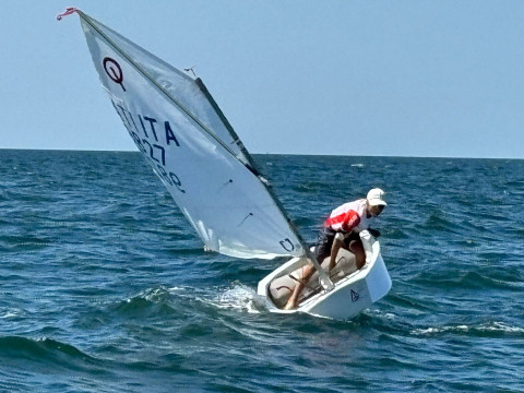 La seconda giornata della quarta tappa del circuito trofeo Optimist Italia