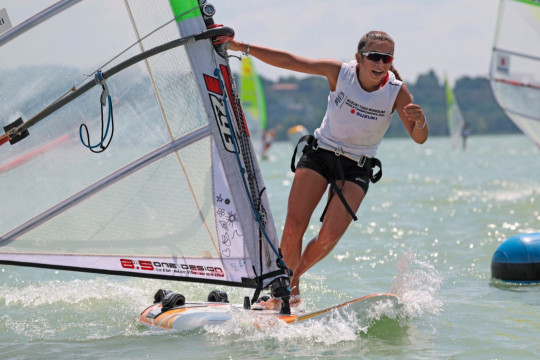 Oro per la windsurfista cagliaritana Teresa Medde ai mondiali Techno 293