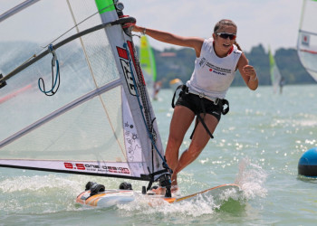 Oro per la windsurfista cagliaritana Teresa Medde ai mondiali Techno 293