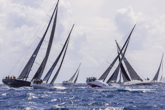 Partenza spettacolare per la 19ma Palermo-Montecarlo