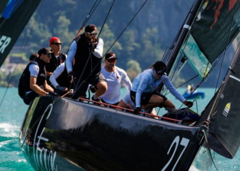 Black Star Sailing Team take early lead at Brunnen 44Cup Worlds