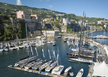 Tre Golfi Sailing Week 2025: dall’8 al 22 maggio si torna tra Napoli e Sorrento