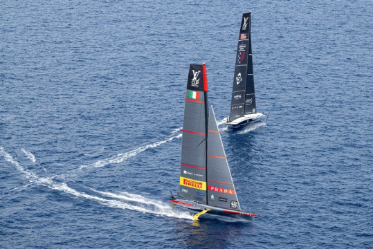 Luna Rossa shows powerful form winning both matches of the day