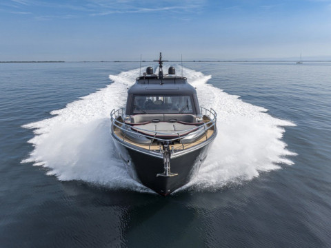 Cranchi Yachts: boating season opens with the public début of two new models