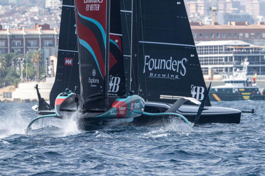 Tight at the top at the end of the Louis Vuitton Cup opening Round Robin