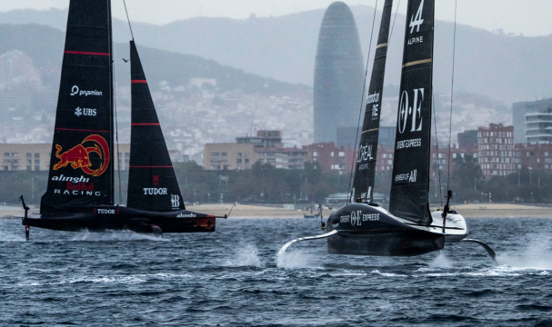 America's Cup: thunderbolts and lightning as Swiss score crucial win