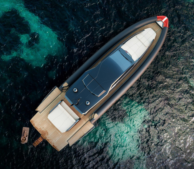 Anvera 200-S Racing: The New Hyperboat that exceeds 70 Knots