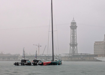 America's Cup, racing abandoned for the day, resuming tomorrow