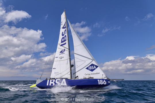 Alberto Bona e il Class40 IBSA protagonisti della CIC Normandy Channel Race