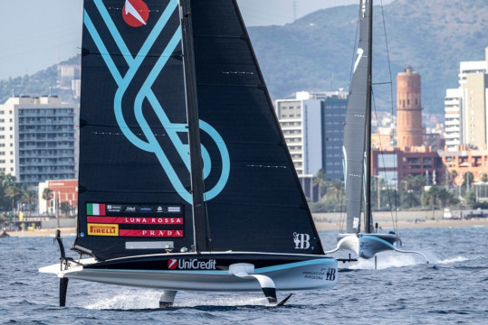 A first and a second place for Luna Rossa