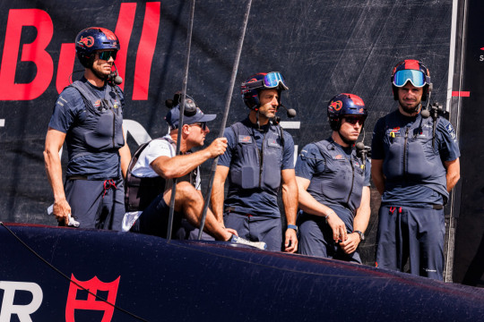 America's Cup: Alinghi Red Bull Racing leaves on a high