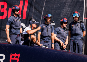 America's Cup: Alinghi Red Bull Racing leaves on a high