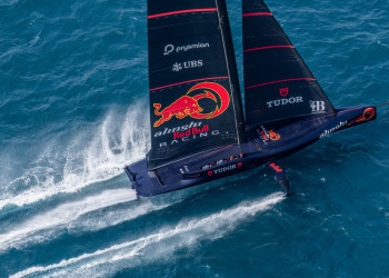 Alinghi Red Bull Racing exits the Louis Vuitton Cup