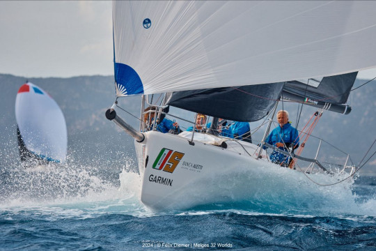 Enfant Terrible Adria Ferries di Alberto Rossi al comando del Mondiale Melges 32 a Puntaldia