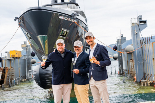 Da sinistra a destra David Westwood - Valerio - Marco Scaramuccia. Photo Credits: Julien Hubert for TWW Yachts