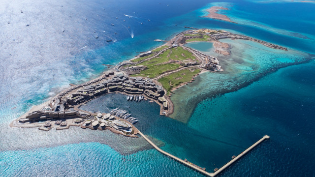 LUCA DINI Design&Architecture firma Sindalah Island per NEOM