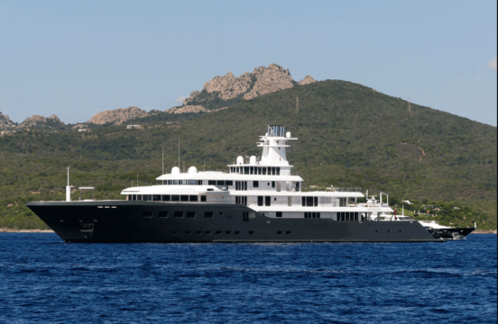 Waste Boat Service: l’azienda specializzata nella raccolta dei rifiuti dagli yacht in rada o in transito