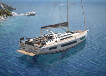 The new Dufour 54, in harmony with the ocean