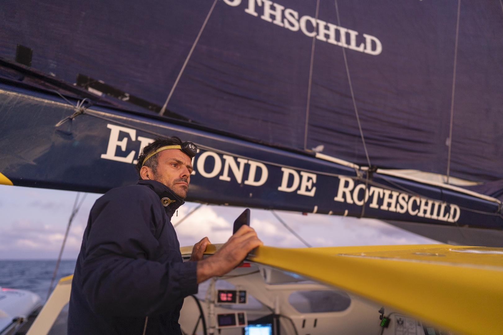 TJV: a second doldrums to finish the Maxi Edmond de Rothschild
