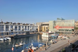 Genova accoglie il Museo Navigante: corteo di barche in mare