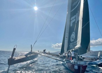 RORC Transatlantic, Soldini is still in command but is experiencing a failure