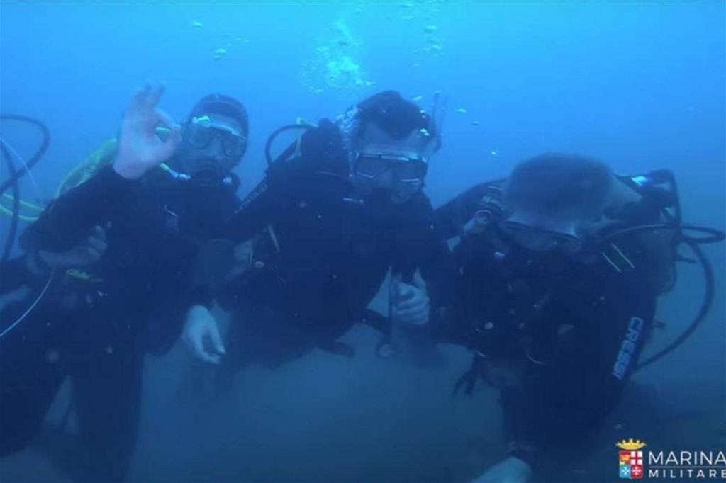 Il 27 e 28 luglio i Palombari e gli Incursori di Comsubin s’immergeranno insieme a 50 subacquei disabili nelle acque della Grotta Byron a Porto Venere
