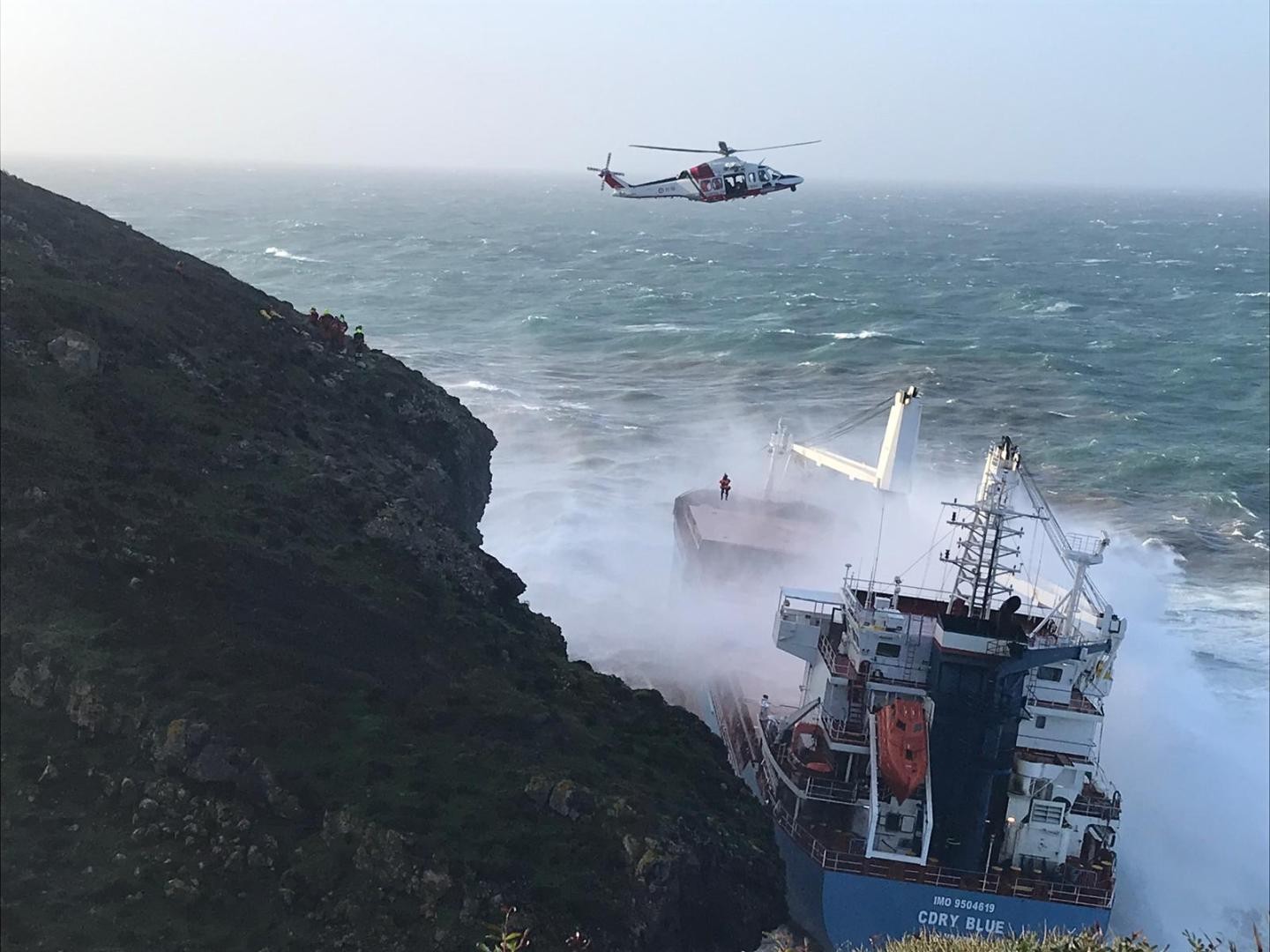 Foto Elicottero NEMO Guardia Costiera - Salvataggio equipaggio CDRY BLUE