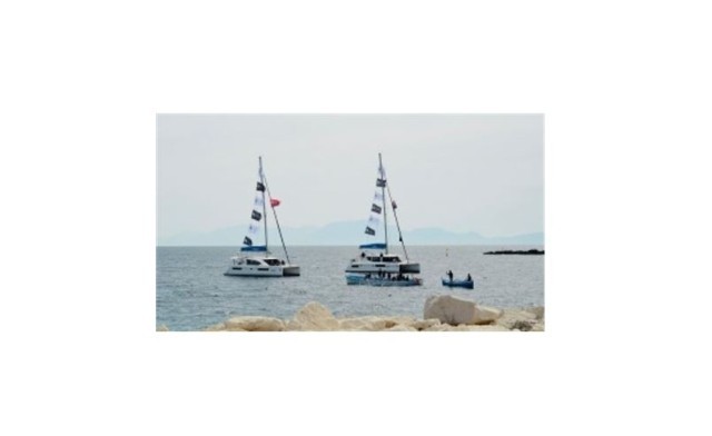 Sailitalia: giro il golfo di Napoli con una barca di carta