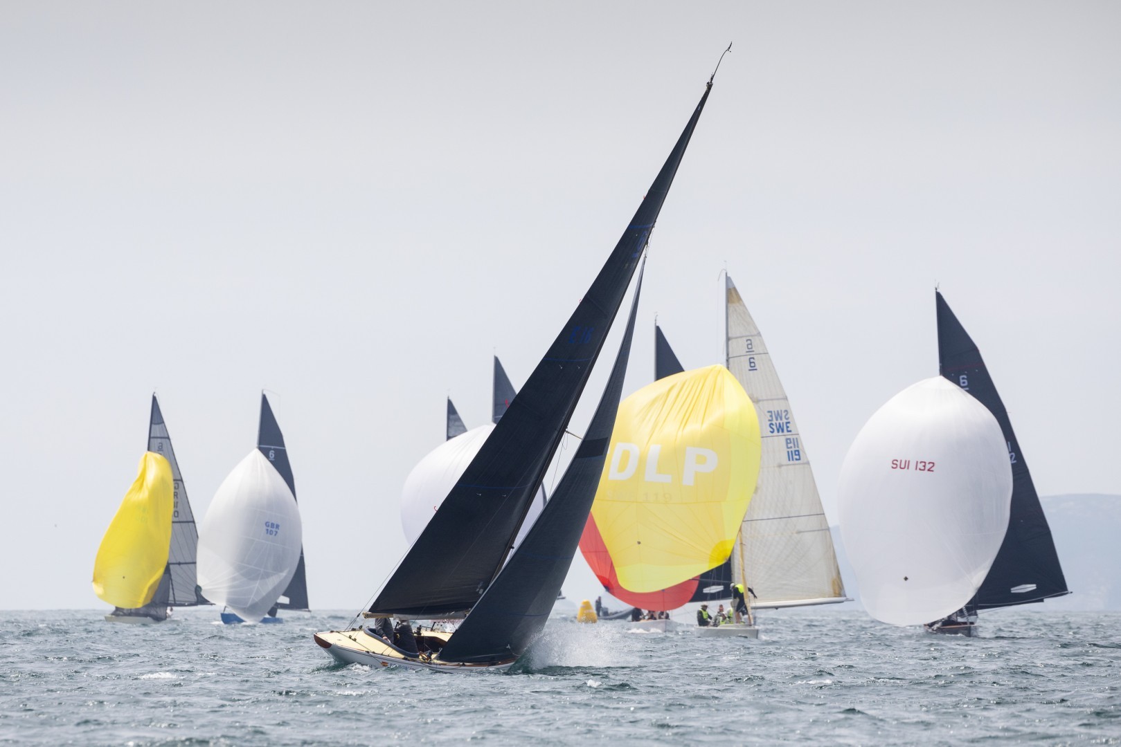 Bribon 500 and Momo dominate day one of the Xacobeo 6mR Worlds