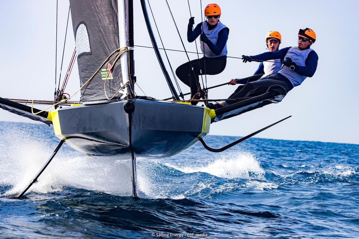 Youth Foiling Gold Cup  ACT 3, Dutchsail vola dritto in finale