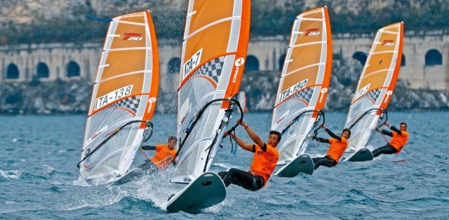 Presentata a Pozzuoli la prima tappa della Coppa Italia di windsurf