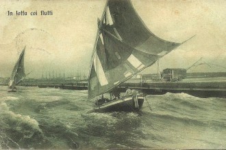 Pescherecci in una cartolina con timbro postale del 1918
