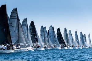 Freides' Pacific Yankee Commands First Day of Racing at 2018 Melges 20 World League - Marina di Scarlino