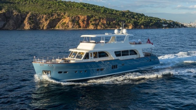 Exquisite new fully custom Vicem 95 superyacht leaves the yard