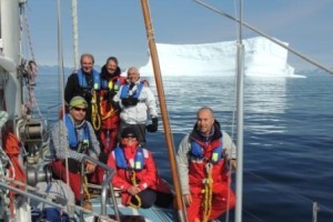L'equipaggio in un momento della navigazione in Groenlandia