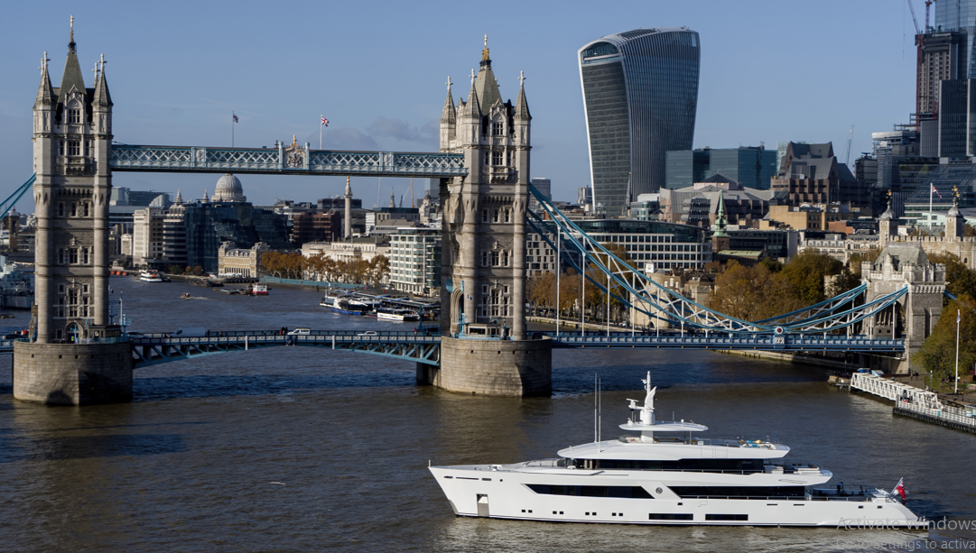 The new 55.5 m motoryacht Moon Sand arrives in London