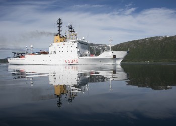 Marina Militare: nave Alliance salpa per la campagna Artica 2023