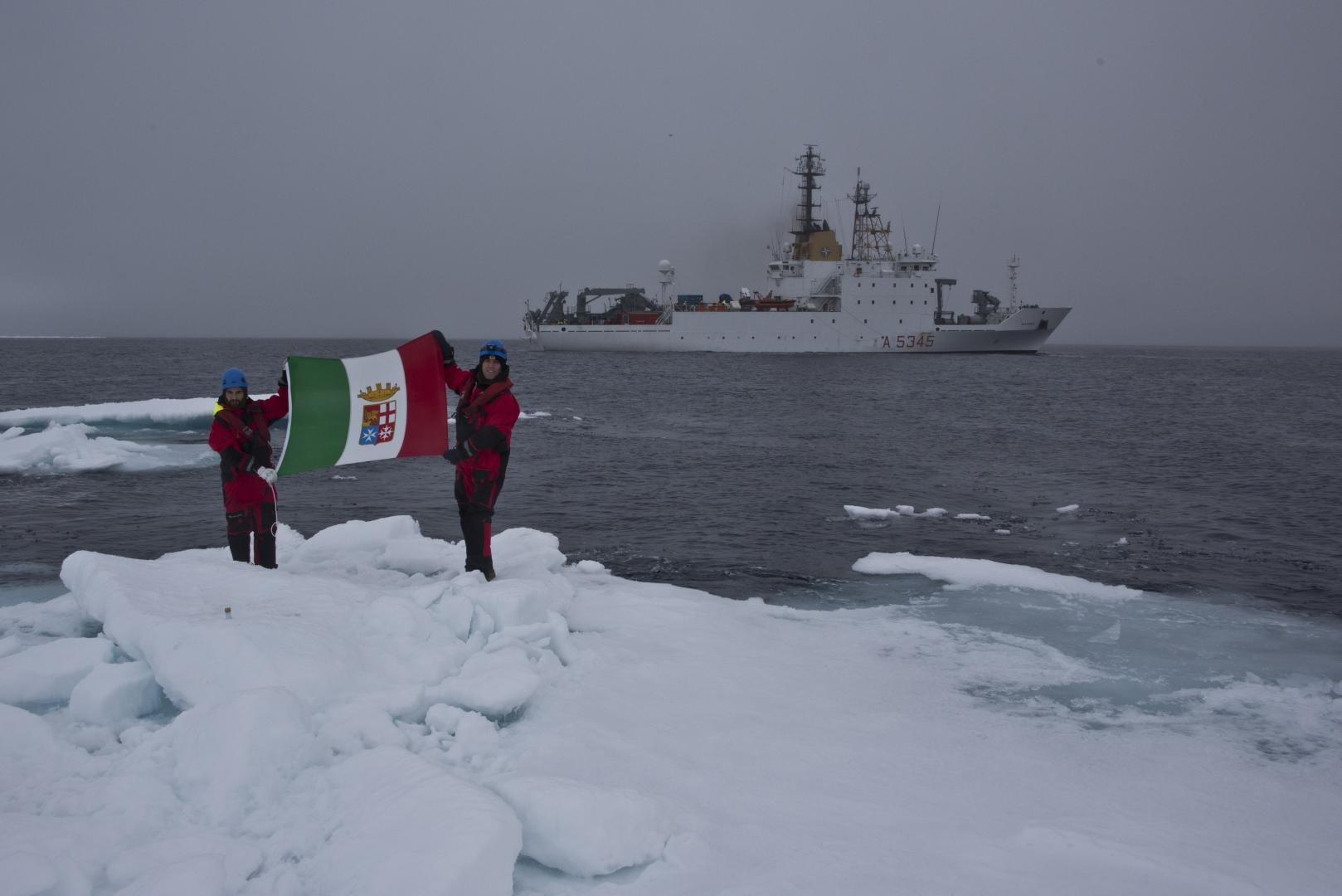 Marina Militare: destinazione Artico, parte da La Spezia Nave Alliance