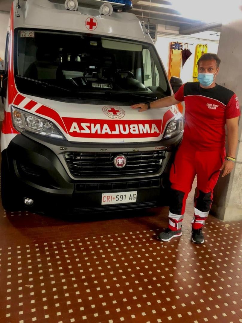 Alex Cremona volontario della Croce Rossa Italiana