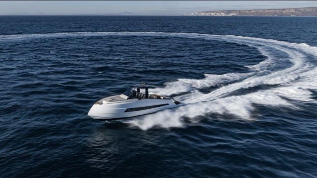 Astondoa surprises the luxury yachts world with the latest spot