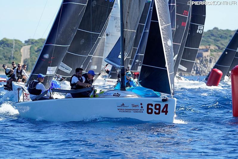 Miles Quinton’s Gill Race Team GBR694 with Geoff Carveth helming wins first and third race in Corinthian division