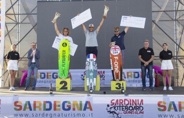 Axel Mazzella vince il Sardinia Gran Slam IKA Kitefoil World Series