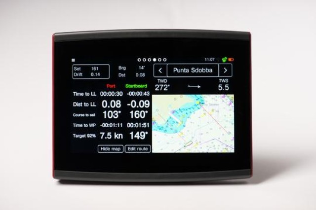 Esa d7 il display multitouch firmato Astra Yacht