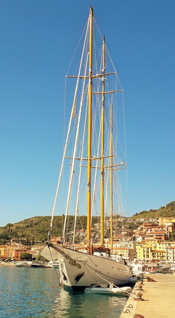 Fleurtje al molo Garibaldi di Porto Santo Stefano - foto Daniele Busetto