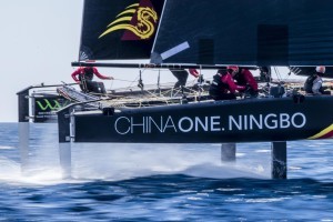 CHINAone NINGBO sta facendo bene malgrado un equipaggio inesperto e una barca noleggiata
