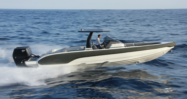 Onda Tenders delivers its first fully customisable 371GT flagship model